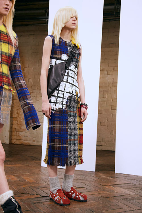 アクネ ストゥディオズ 2016年プレフォール<span>コレクション</span> - 写真13