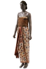 猛暑をエコで乗り切る先人たちの知恵 - 「暑さと衣服 -民族衣装にみる涼しさの工夫-」展｜写真2