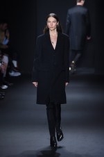 カルバン・クライン コレクション 2016年秋メンズコレクション - メタルカラーで男性らしい官能を｜写真47