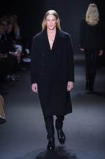 カルバン・クライン コレクション 2016年秋メンズコレクション - メタルカラーで男性らしい官能を｜写真55