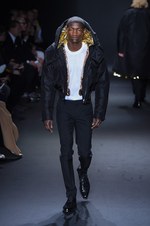 カルバン・クライン コレクション 2016年秋メンズコレクション - メタルカラーで男性らしい官能を｜写真61