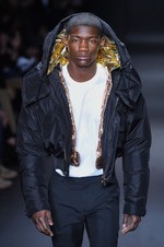 カルバン・クライン コレクション 2016年秋メンズコレクション - メタルカラーで男性らしい官能を｜写真62