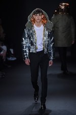 カルバン・クライン コレクション 2016年秋メンズコレクション - メタルカラーで男性らしい官能を｜写真67