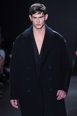 カルバン・クライン コレクション 2016年秋メンズコレクション - メタルカラーで男性らしい官能を｜写真78