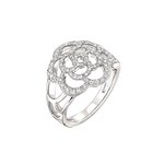 シャネルの新作ファインジュエリー、カメリアの花やコメットをデザインしたリングやネックレス｜写真3