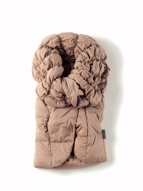 軽くてスタイリッシュなYOSOOU(粧う)のダウンウェア｜写真22