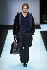 ジョルジオ アルマーニ 2016-17年秋冬メンズコレクション - 様々な紺で作るエフォートレス｜写真14