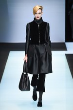 ジョルジオ アルマーニ 2016-17年秋冬メンズコレクション - 様々な紺で作るエフォートレス｜写真18