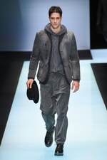 ジョルジオ アルマーニ 2016-17年秋冬メンズコレクション - 様々な紺で作るエフォートレス｜写真22