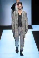 ジョルジオ アルマーニ 2016-17年秋冬メンズコレクション - 様々な紺で作るエフォートレス｜写真48