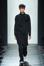 ボッテガ・ヴェネタ 2016-17年秋冬メンズコレクション - 美しいシルエットで綴る優雅さ｜写真9