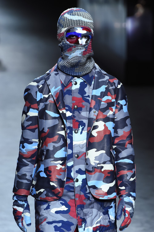 モンクレール ガム・ブルー(MONCLER GAMME BLEU) 2016-17年秋冬 メンズコレクション  - 写真13