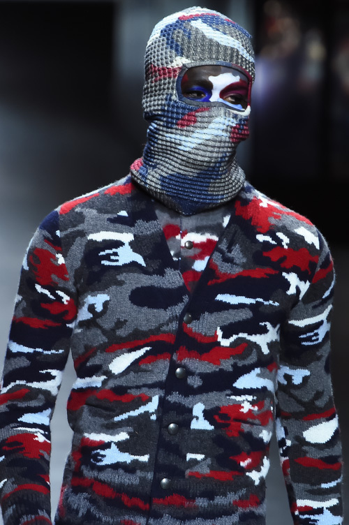 モンクレール ガム・ブルー(MONCLER GAMME BLEU) 2016-17年秋冬 メンズコレクション  - 写真49