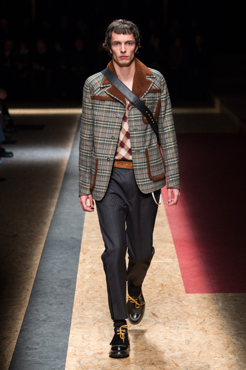 プラダ(PRADA) 2016-17年秋冬 ウィメンズ&メンズコレクション プラダ(PRADA) 2016-17年秋冬 ウィメンズ&メンズコレクション