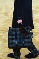 フェンディ 2016年秋冬メンズコレクション - アットホームな空間で心地よいほど贅沢に｜写真5