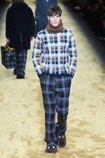 フェンディ 2016年秋冬メンズコレクション - アットホームな空間で心地よいほど贅沢に｜写真6