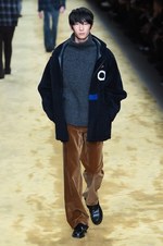 フェンディ 2016年秋冬メンズコレクション - アットホームな空間で心地よいほど贅沢に｜写真18