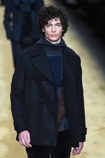 フェンディ 2016年秋冬メンズコレクション - アットホームな空間で心地よいほど贅沢に｜写真93