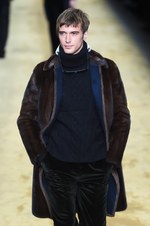 フェンディ 2016年秋冬メンズコレクション - アットホームな空間で心地よいほど贅沢に｜写真97