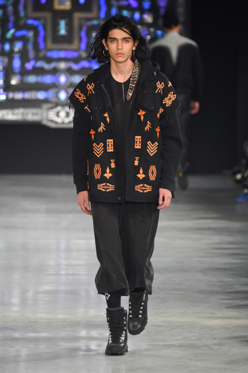 マルセロ・ブロン カウンティ・オブ・ミラン(MARCELO BURLON COUNTY OF MILAN) 2016-17年秋冬 ウィメンズ&メンズコレクション シルエット - 写真13