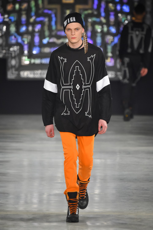 マルセロ・ブロン カウンティ・オブ・ミラン(MARCELO BURLON COUNTY OF MILAN) 2016-17年秋冬 ウィメンズ&メンズコレクション シルエット - 写真14