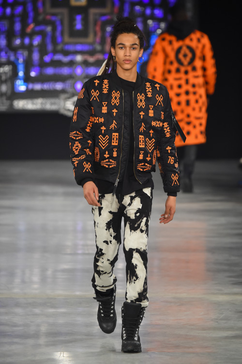 マルセロ・ブロン カウンティ・オブ・ミラン(MARCELO BURLON COUNTY OF MILAN) 2016-17年秋冬 ウィメンズ&メンズコレクション  - 写真33