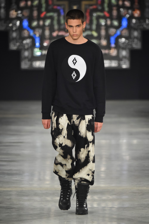 マルセロ・ブロン カウンティ・オブ・ミラン(MARCELO BURLON COUNTY OF MILAN) 2016-17年秋冬 ウィメンズ&メンズコレクション シルエット - 写真23