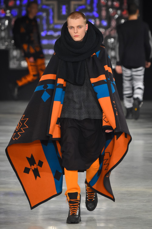 マルセロ・ブロン カウンティ・オブ・ミラン 2016-17年秋冬 ｜ ポンチョ