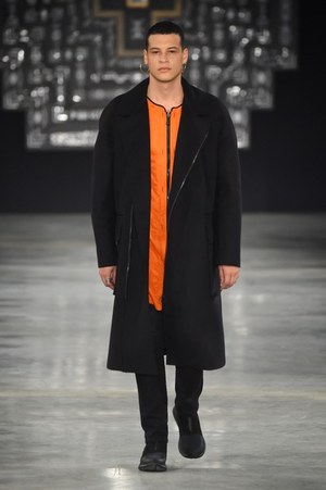 マルセロ・ブロン カウンティ・オブ・ミラン(MARCELO BURLON COUNTY OF MILAN) 2016-17年秋冬 ウィメンズ&メンズコレクション  - 写真3