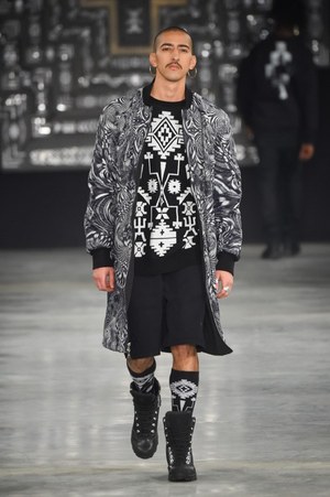 マルセロ・ブロン カウンティ・オブ・ミラン(MARCELO BURLON COUNTY OF MILAN) 2016-17年秋冬 ウィメンズ&メンズコレクション  - 写真11