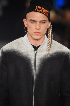 マルセロ・ブロン カウンティ・オブ・ミラン(MARCELO BURLON COUNTY OF MILAN) 2016-17年秋冬 ウィメンズ&メンズコレクション  - 写真17