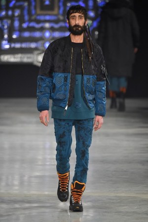 マルセロ・ブロン カウンティ・オブ・ミラン(MARCELO BURLON COUNTY OF MILAN) 2016-17年秋冬 ウィメンズ&メンズコレクション  - 写真48