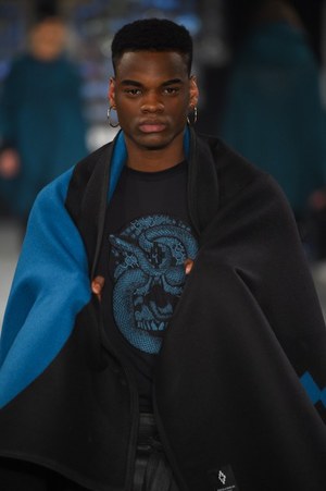 マルセロ・ブロン カウンティ・オブ・ミラン(MARCELO BURLON COUNTY OF MILAN) 2016-17年秋冬 ウィメンズ&メンズコレクション  - 写真54