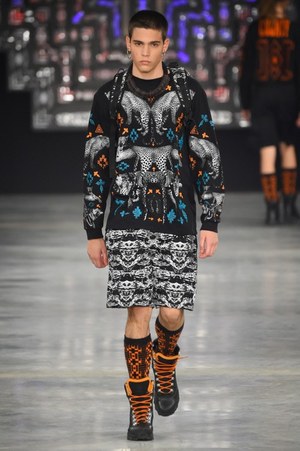 マルセロ・ブロン カウンティ・オブ・ミラン(MARCELO BURLON COUNTY OF MILAN) 2016-17年秋冬 ウィメンズ&メンズコレクション  - 写真59