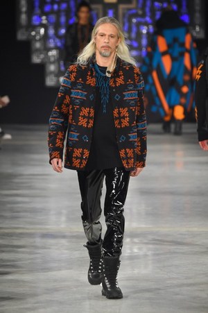 マルセロ・ブロン カウンティ・オブ・ミラン(MARCELO BURLON COUNTY OF MILAN) 2016-17年秋冬 ウィメンズ&メンズコレクション  - 写真63