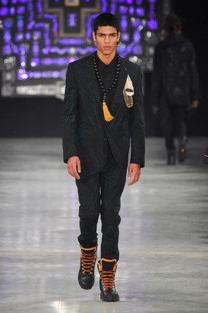 マルセロ・ブロン カウンティ・オブ・ミラン(MARCELO BURLON COUNTY OF MILAN) 2016-17年秋冬 ウィメンズ&メンズコレクション  - 写真74