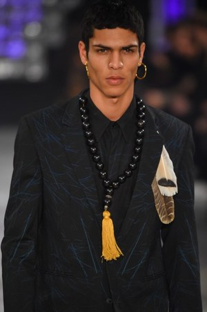 マルセロ・ブロン カウンティ・オブ・ミラン(MARCELO BURLON COUNTY OF MILAN) 2016-17年秋冬 ウィメンズ&メンズコレクション  - 写真75