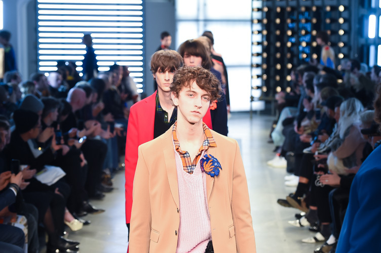 エムエスジーエム(MSGM) 2016-17年秋冬 メンズコレクション  - 写真59