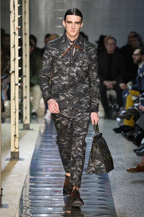 ANTONIO MARRAS - antonio marras アントニオ　マラス ブラウス 42(M位) 黒 【古着】【中古】 ANTONIO MARRAS - antonio marras アントニオ マラス ブラウス