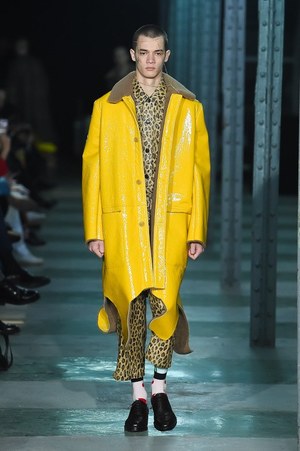 ウォルター ヴァン ベイレンドンク(Walter Van Beirendonck) 2016-17年秋冬 メンズコレクション  - 写真39