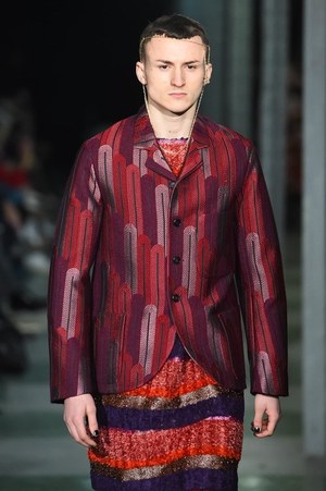 ウォルター ヴァン ベイレンドンク(Walter Van Beirendonck) 2016-17年秋冬 メンズコレクション  - 写真77