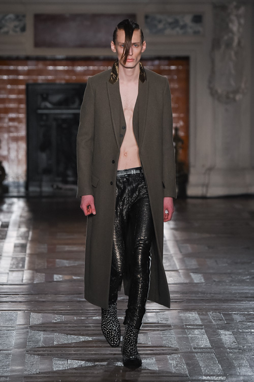 ハイダー アッカーマン(HAIDER ACKERMANN) 2016-17年秋冬 メンズコレクション シルエット - 写真2