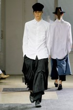 現代によみがえった幕末のサムライ達　ヨウジヤマモト(Yohji Yamamoto) 2012年春夏メンズコレクション｜写真3