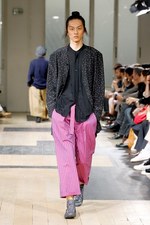現代によみがえった幕末のサムライ達　ヨウジヤマモト(Yohji Yamamoto) 2012年春夏メンズコレクション｜写真16