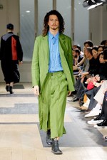 現代によみがえった幕末のサムライ達　ヨウジヤマモト(Yohji Yamamoto) 2012年春夏メンズコレクション｜写真40