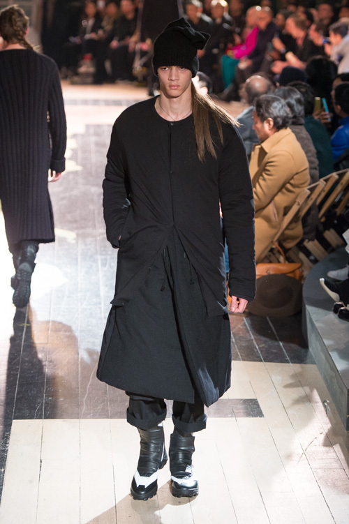 ヨウジヤマモト(Yohji Yamamoto) 2016-17年秋冬 メンズコレクション シルエット - 写真6