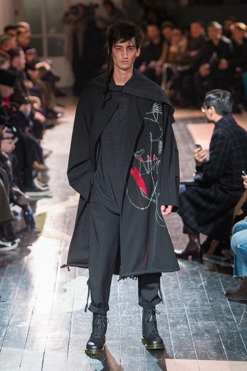 ヨウジヤマモト(Yohji Yamamoto) 2016-17年秋冬 メンズコレクション シルエット - 写真12