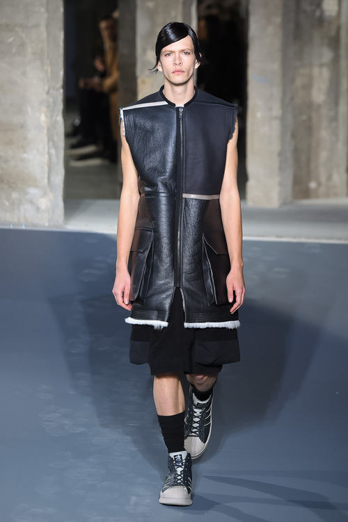 リック・オウエンス(Rick Owens) 2016-17年秋冬 メンズコレクション  - 写真67