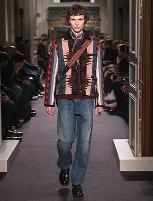 ヴァレンティノ 16年秋冬メンズコレクション ネイティブ アメリカンとパンクを融合させる旅 ファッションプレス