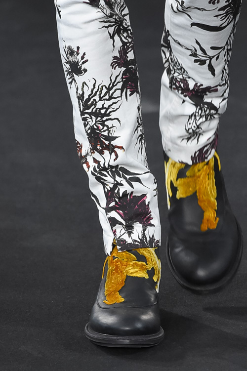 アン ドゥムルメステール 2016-17年秋冬 <span>コレクション</span> - 写真23